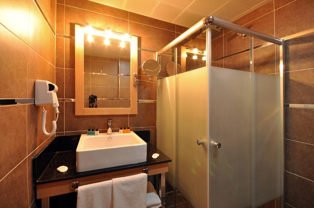 Starton Hotel Ancara Quarto foto